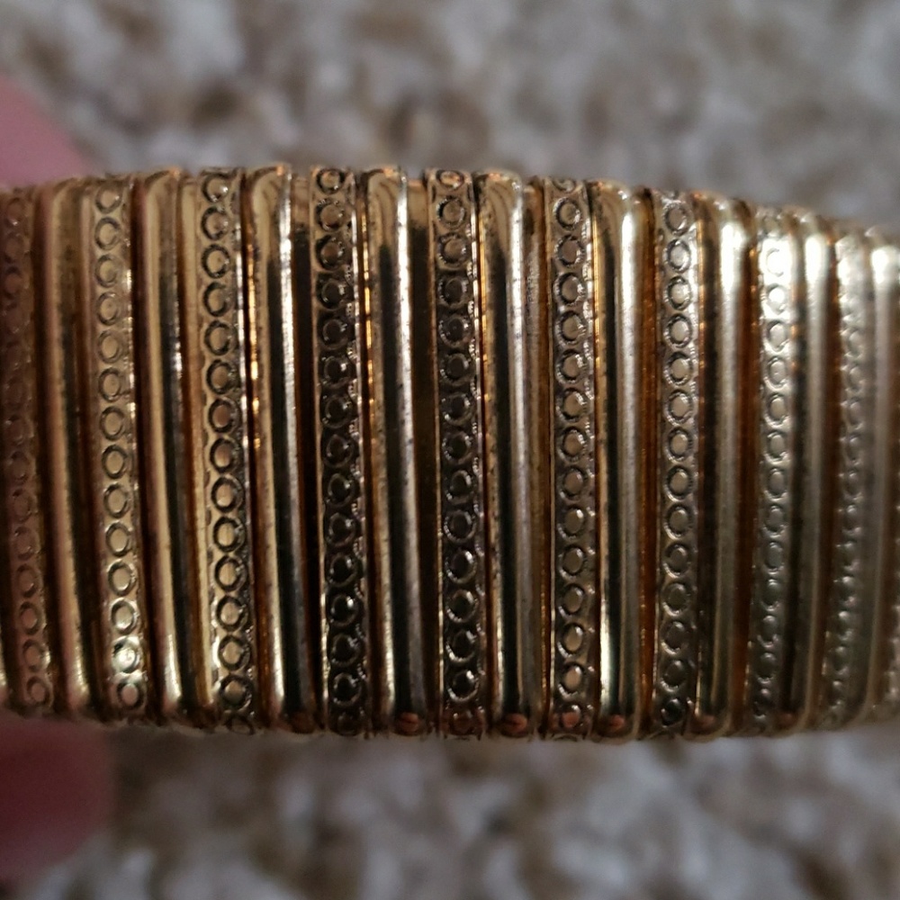 Wide gold braclet